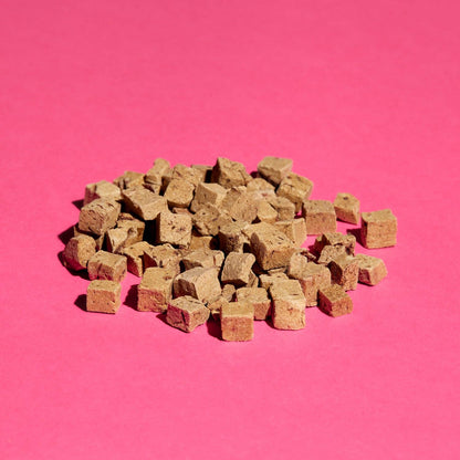 Snaggletooth: Lamb Liver - Freeze Dried Raw Teeny Tiny Treats