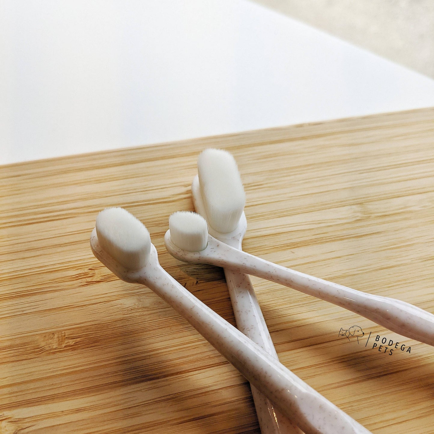 Wag & Bright Supply Co.: Puppy Polisher Mini Eco Toothbrush (Small)