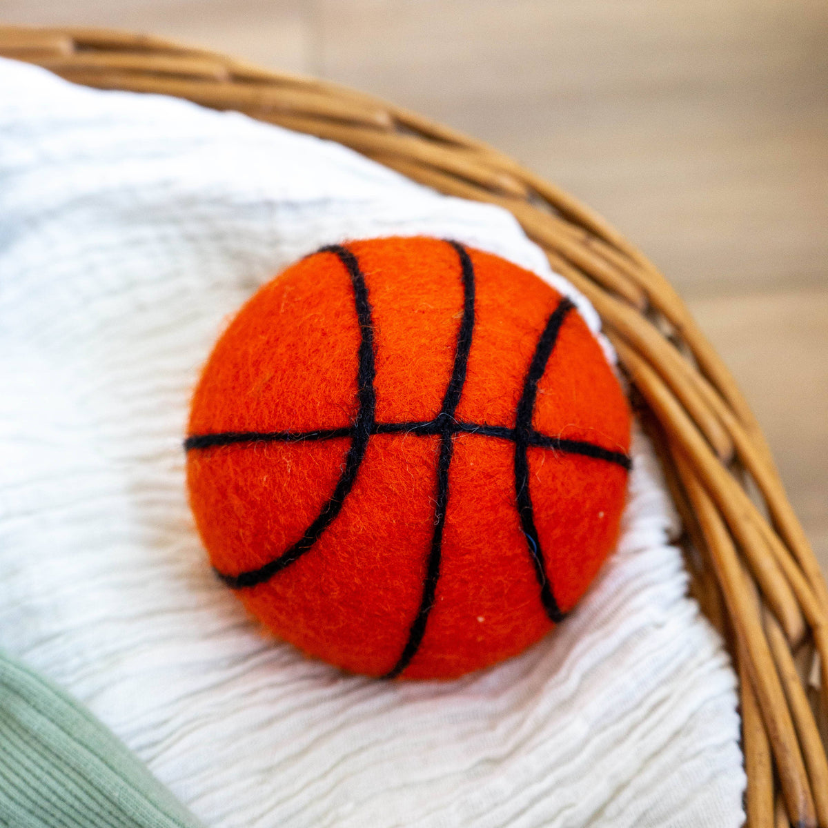 Friend Sheep - Wool Felt Basketball Dog Toy