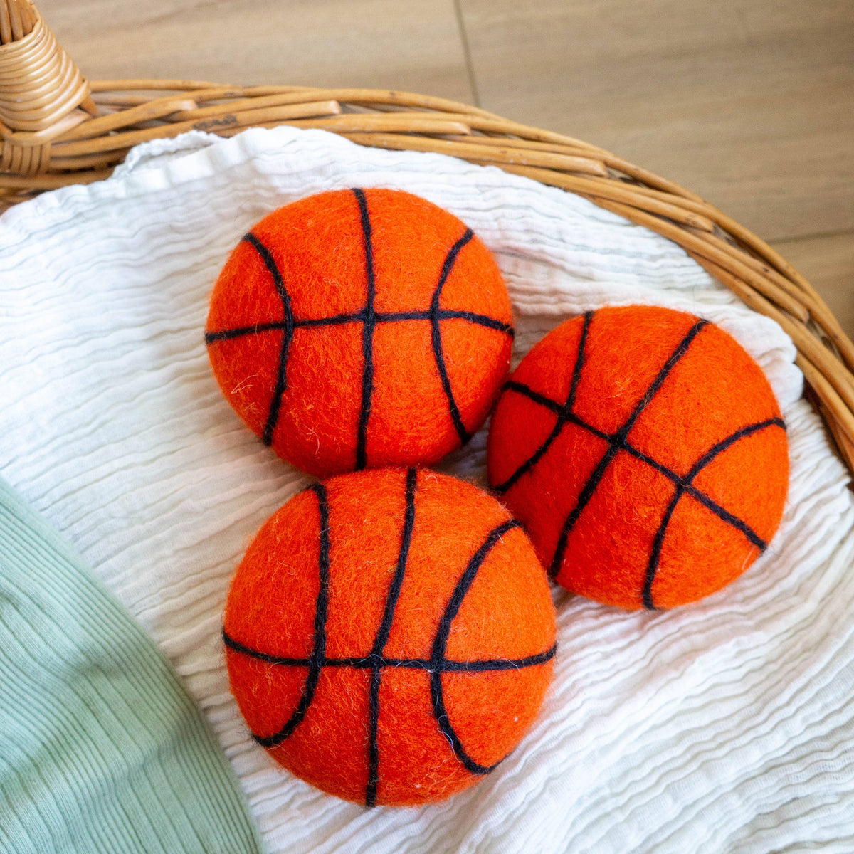 Friend Sheep - Wool Felt Basketball Dog Toy