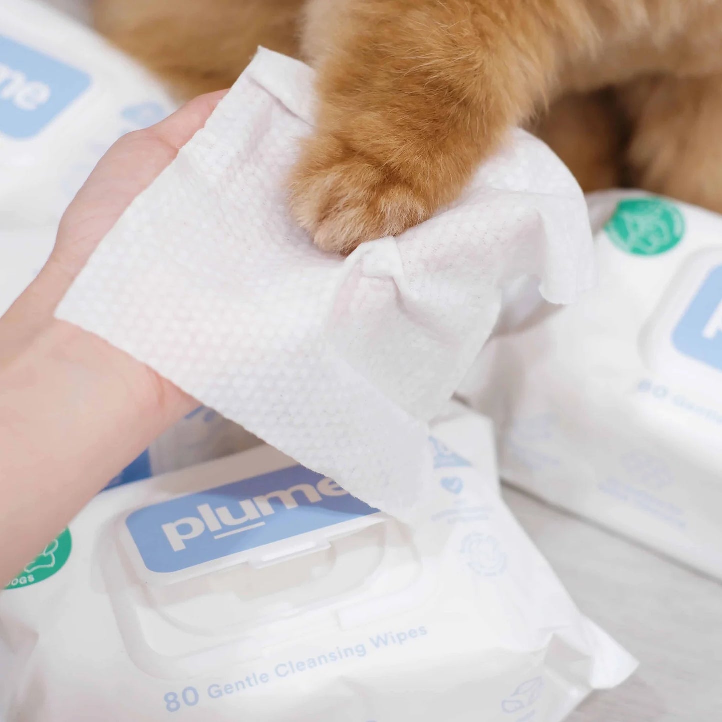 Plume Care - Gentle Cleansing Wet Wipes for Dogs & Cats - Sensitive Skin Approved