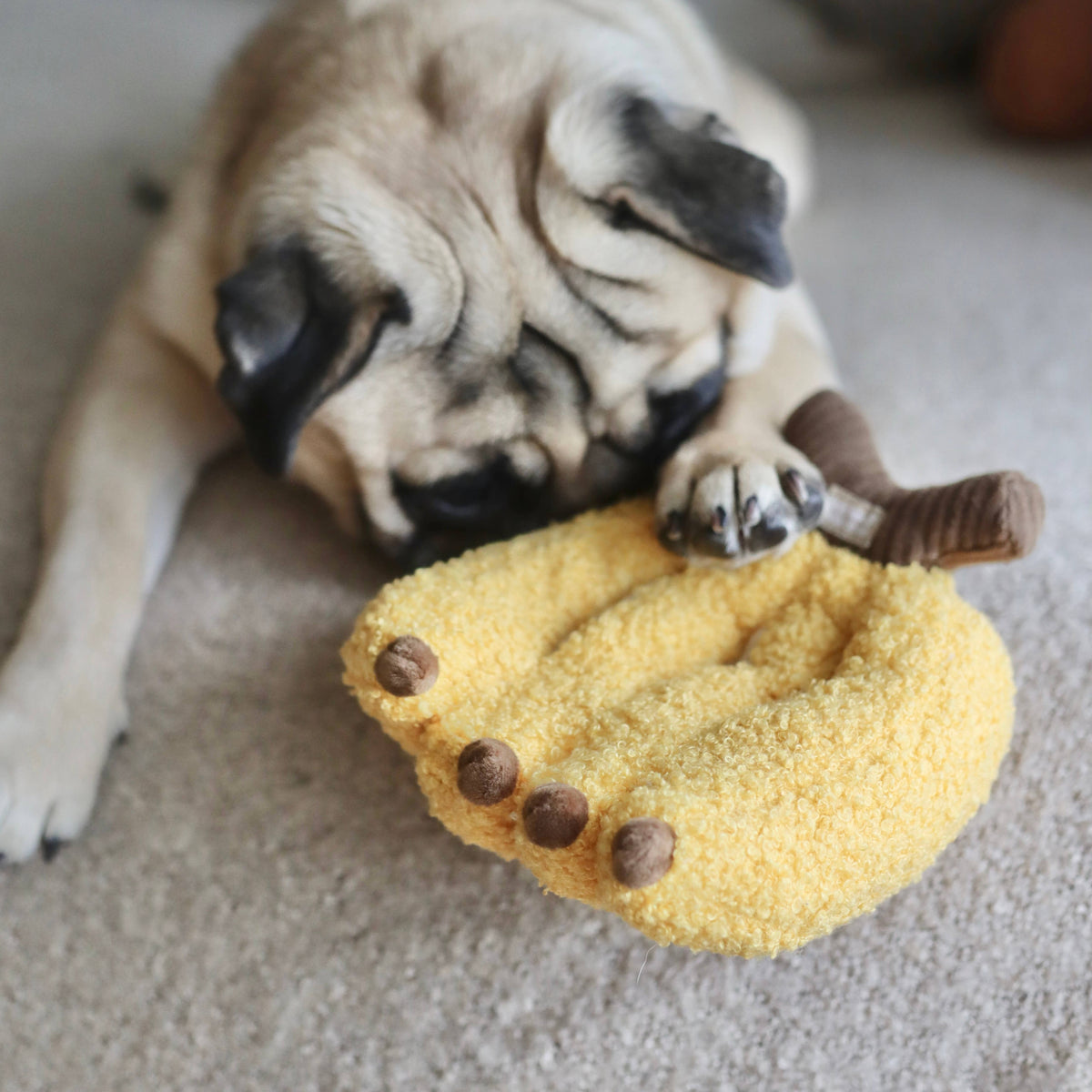 Lambwolf - BANANA // ENRICHMENT DOG TOY// SNUFFLE *Best*