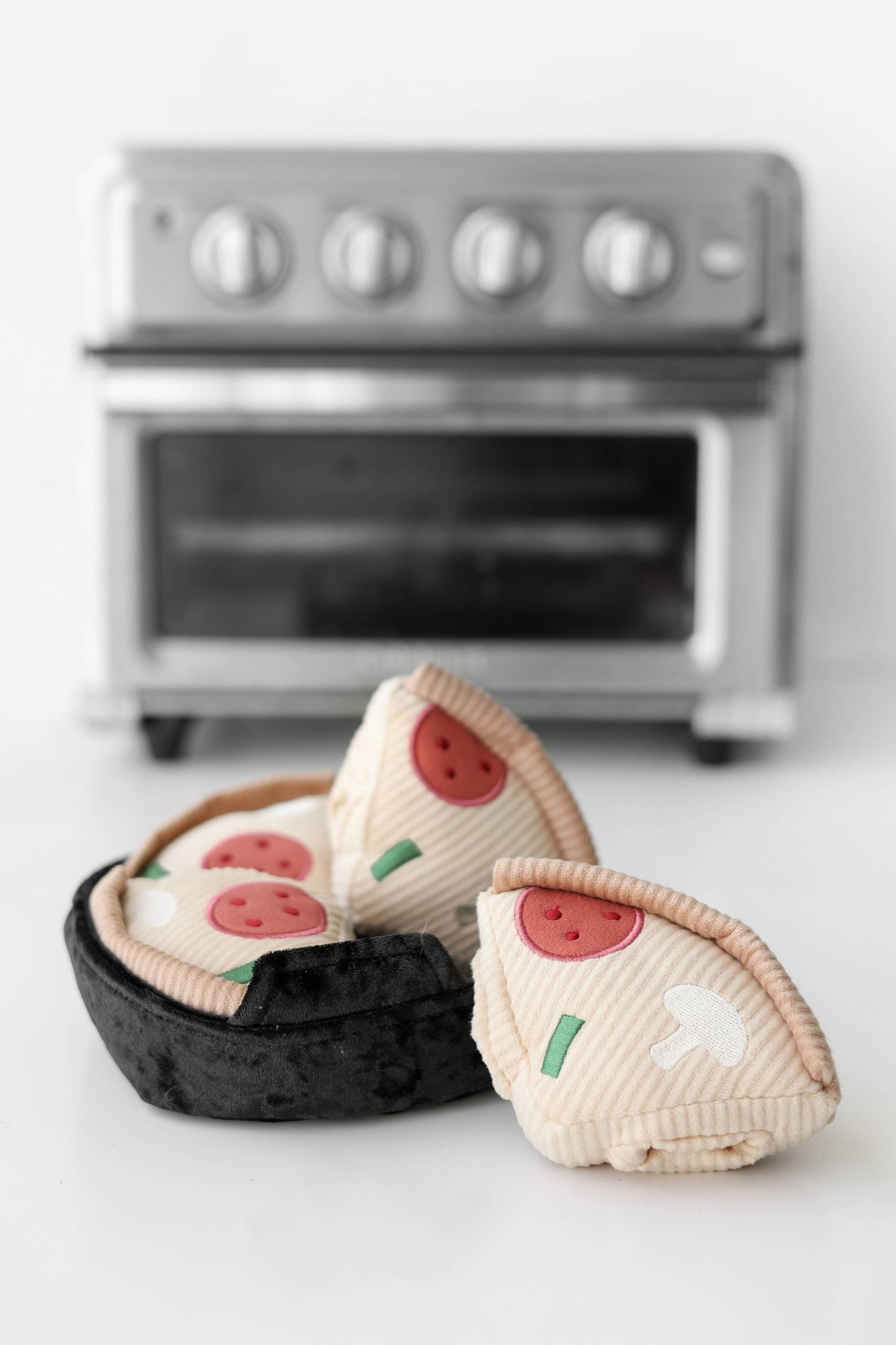 Lambwolf Collective - DEEP DISH PIZZA//ENRICHMENT DOG TOY