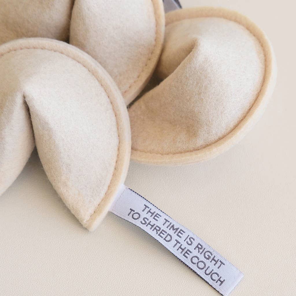 Modernbeast - KITTY FORTUNE COOKIE Organic Catnip Cat Toy: Blame It on the Dog